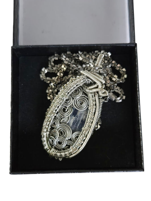 Kyanite Pendant w/ Chain